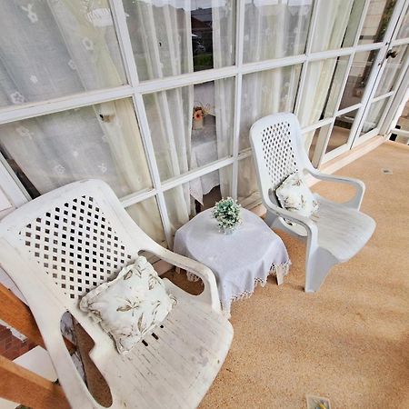 Prathana Garden Beach Resort Hua Hin Exterior photo