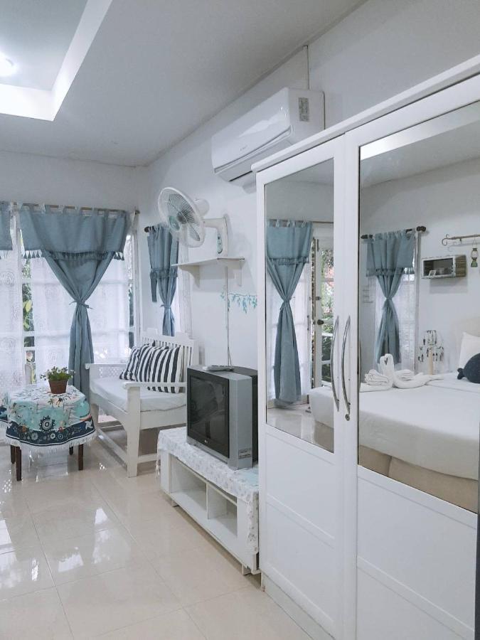 Prathana Garden Beach Resort Hua Hin Exterior photo