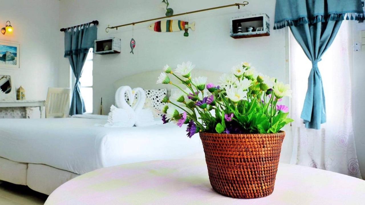 Prathana Garden Beach Resort Hua Hin Exterior photo