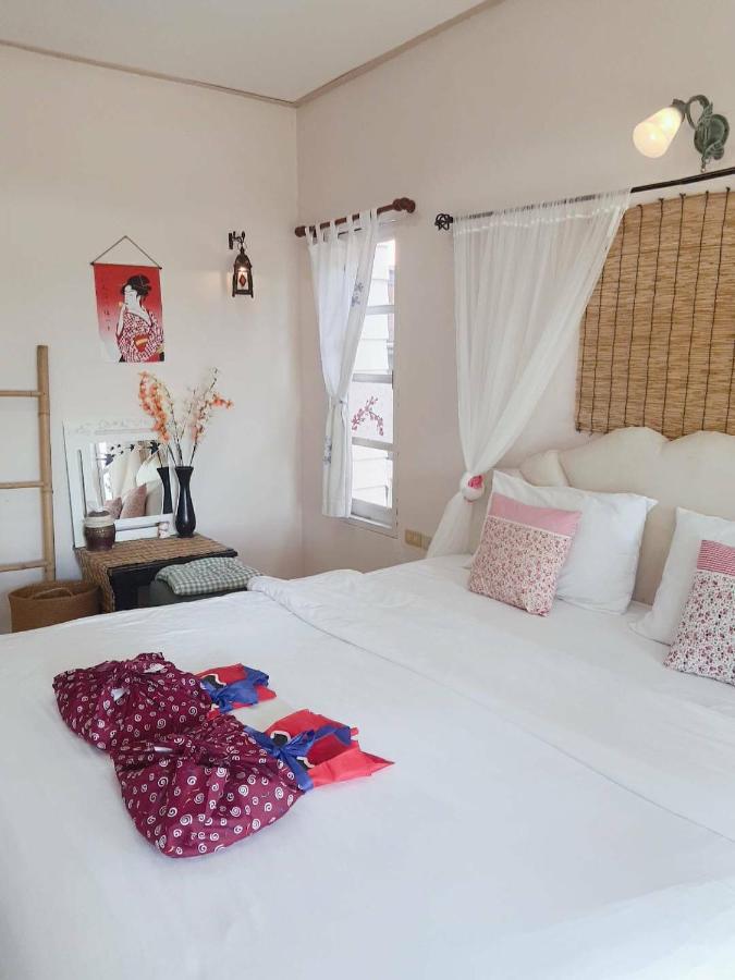 Prathana Garden Beach Resort Hua Hin Exterior photo
