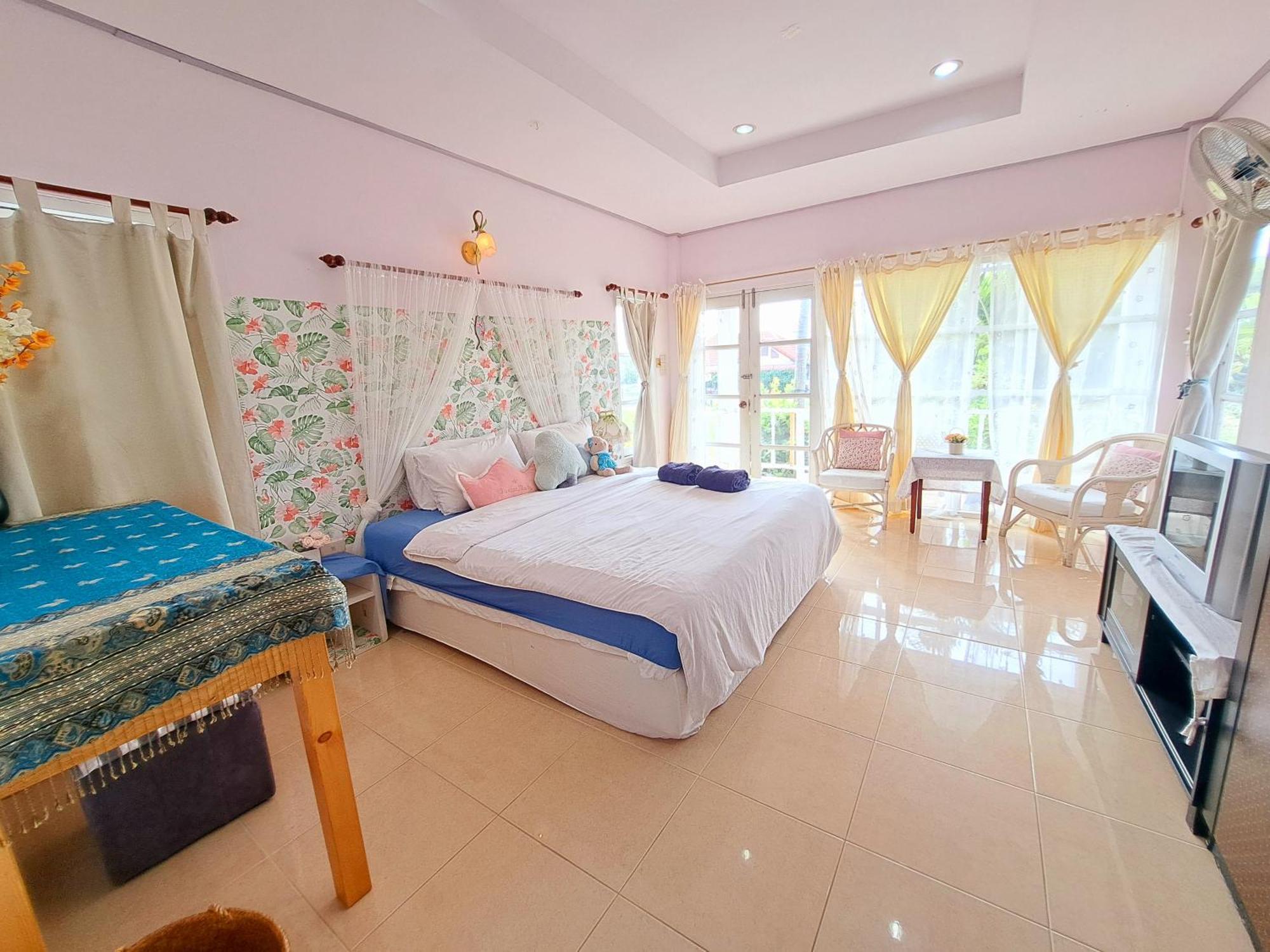 Prathana Garden Beach Resort Hua Hin Exterior photo