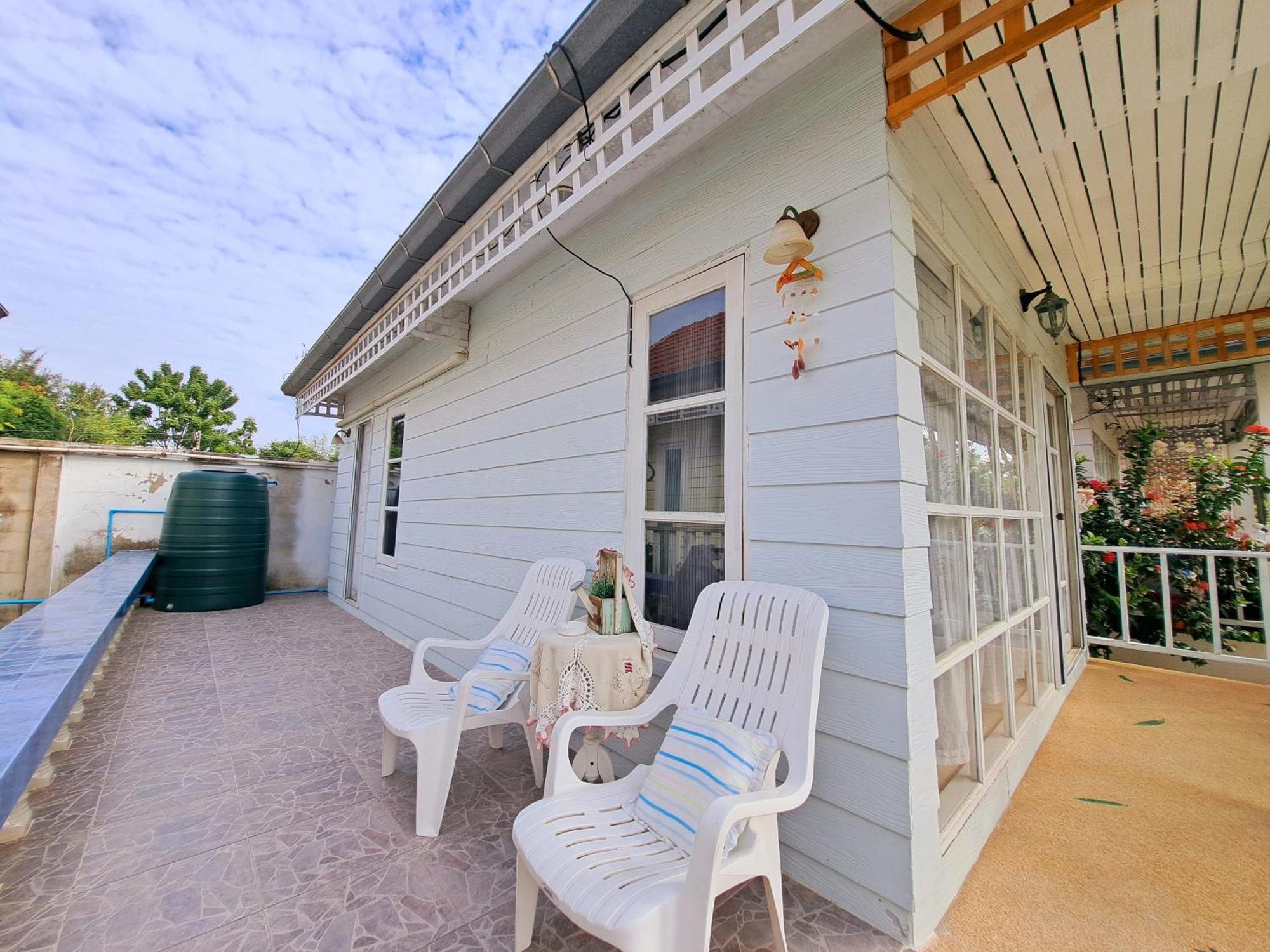 Prathana Garden Beach Resort Hua Hin Exterior photo