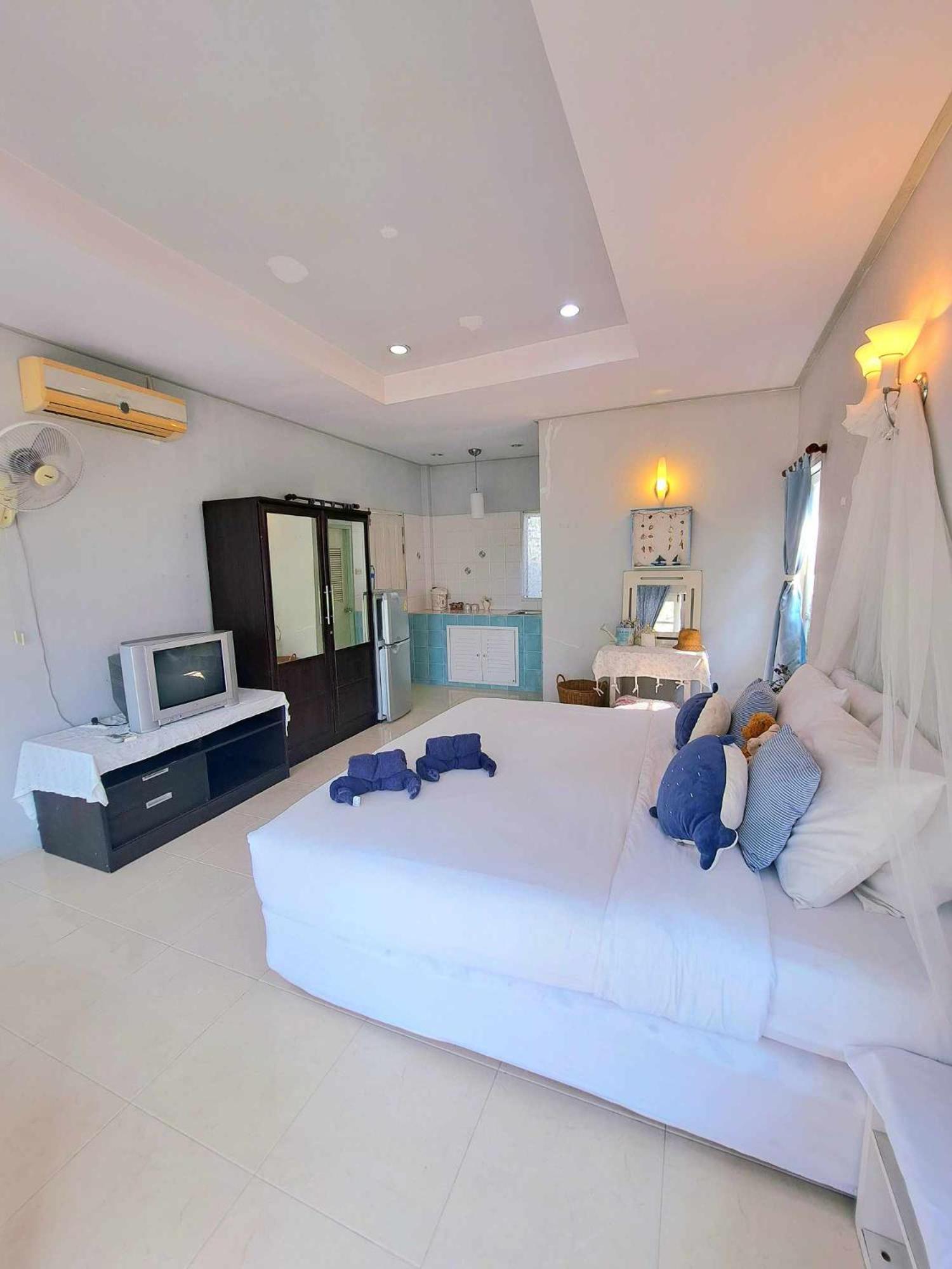 Prathana Garden Beach Resort Hua Hin Exterior photo